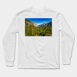 Tunnel View, El Capitan Half Dome Cathedral Rocks, Yosemite National Park Long Sleeve T-Shirt